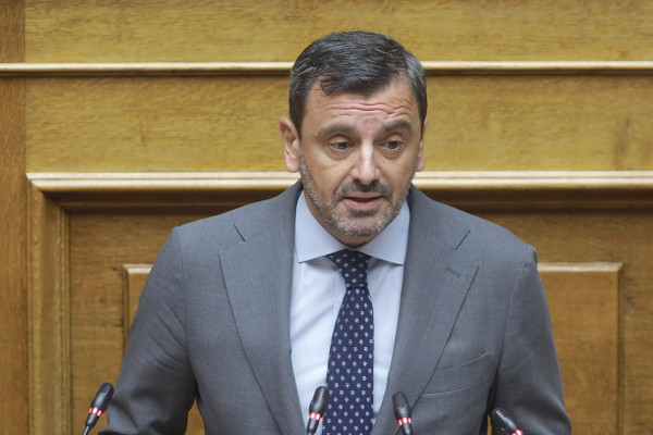 Ο Εισηγητής της Νέας Δημοκρατίας, Ανδρέας Νικολακόπουλος στην Ολομέλεια της Βουλής για τη μεταρρύθμιση στη Δημόσια Διοίκηση