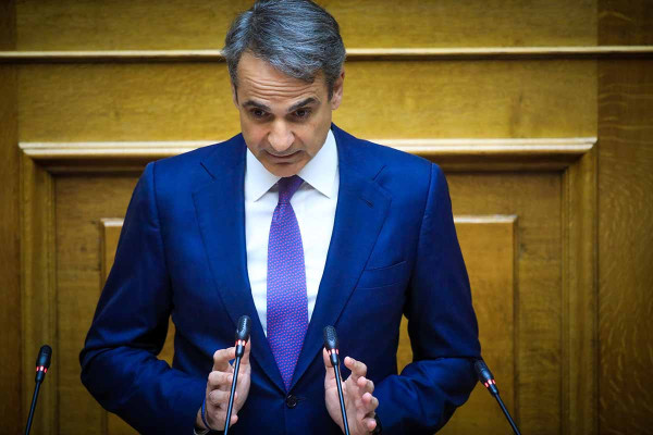 Θεσμική αντεπίθεση Μητσοτάκη με αιχμή τη Συνταγματική Αναθεώρηση και στόχο την τρίτη θητεία
