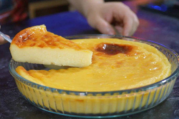 Γαλατόπιτα Χωρίς φύλλο σε 5 λεπτά
