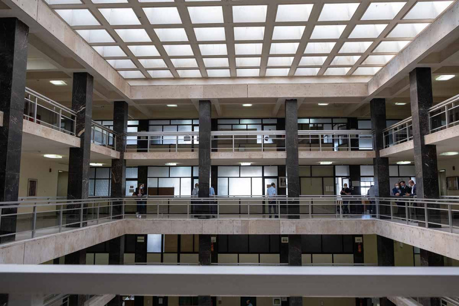 Θεσσαλονίκη: Ελεύθερος με όρους ο 17χρονος που κατηγορείται για βιασμό 14χρονης