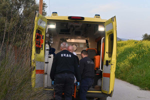 Ιωάννινα: Στον γκρεμό κατέληξε ΙΧ με 21χρονο οδηγό - Απεγκλωβίστηκε τραυματισμένος
