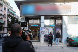 Ιλίσια: Πώς έγινε το τρομακτικό ατύχημα στο ασανσέρ του σούπερ μάρκετ - Σε κρίσιμη κατάσταση ο συντηρητής