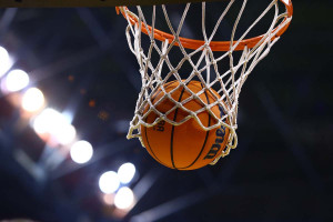 Εξετάζεται η αναβολή των πρωταθλημάτων το Σαββατοκύριακo μετά το σκάνδαλο στο χώρο του μπάσκετ
