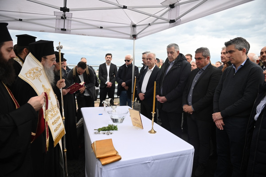 Ολυμπία Οδός: Παραδόθηκε ο κλάδος Πάτρα - Πύργος - Αγιασμός παρουσία του υπουργού Υποδομών Χ. Δήμα