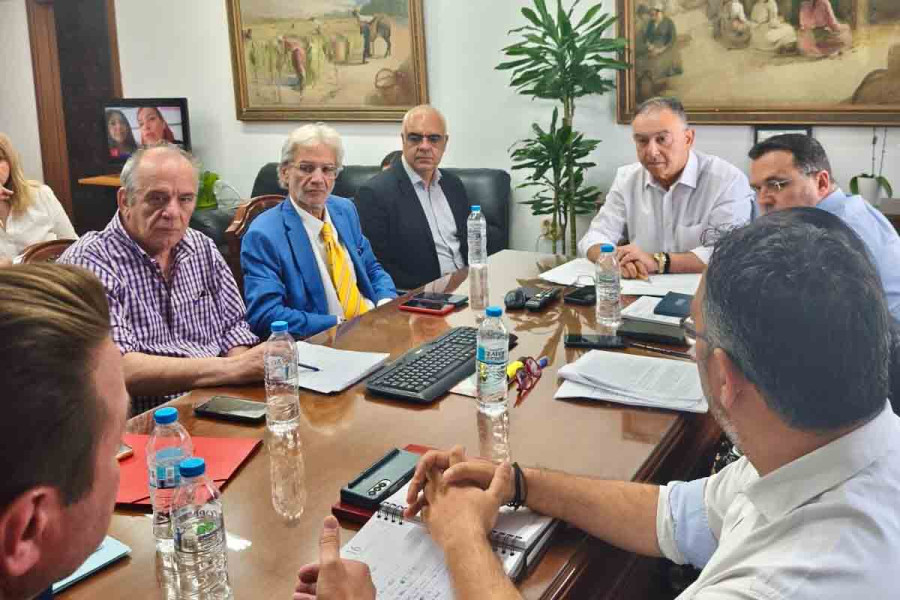 Κέλλας στους δημάρχους Αργοσαρωνικού: «Ίδρυση ΠΟΑΥ με σεβασμό στην τοπική κοινωνία»