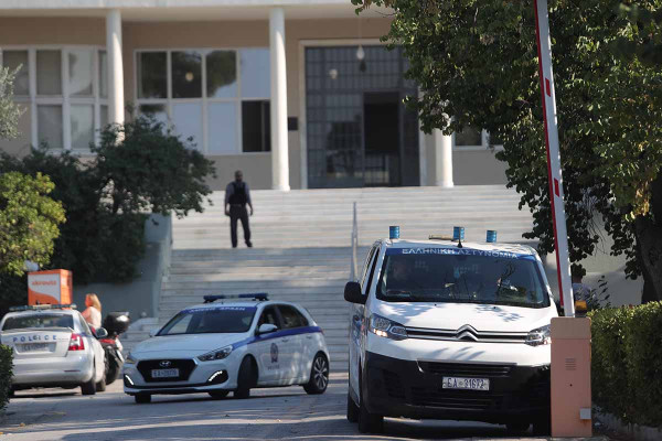 Φωτιά στο Σισμανόγλειο: Προσήχθη 74χρονος ασθενής - Μαρτυρίες ότι κάπνιζε στον θάλαμο