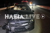 Ολυμπία Οδός: Σοβαρό τροχαίο με δύο τραυματίες κοντά στη Βάρδα σε σύγκρουση δύο οχημάτων