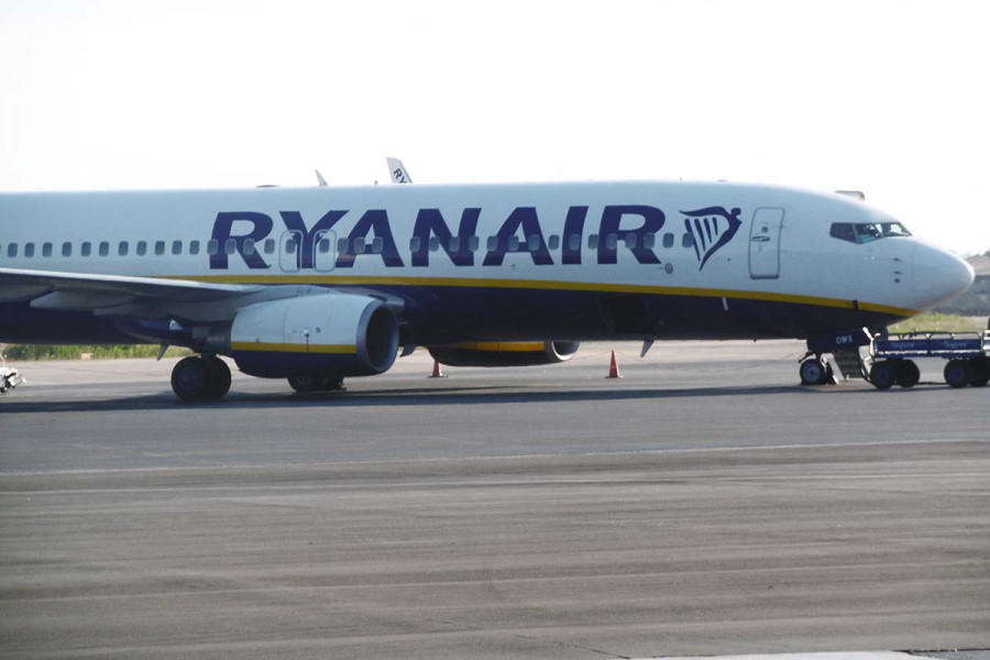 Ryanair: «Η Ούρσουλα Φον Ντερ Λάιεν είναι άχρηστη, έρχονται αυξήσεις έως 20% στα αεροπορικά εισιτήρια»