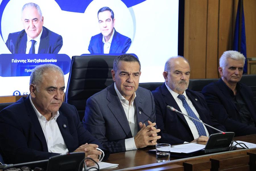 Κοινωνική ατζέντα και «άνοιγμα» στη μεσαία τάξη από τον Τσίπρα