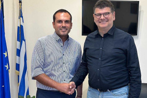 Εθιμοτυπική Επίσκεψη του Αντιδημάρχου Κοινωνικής Προστασίας και Υγείας στον Διοικητή του Γενικού Νοσοκομείου Ηλείας