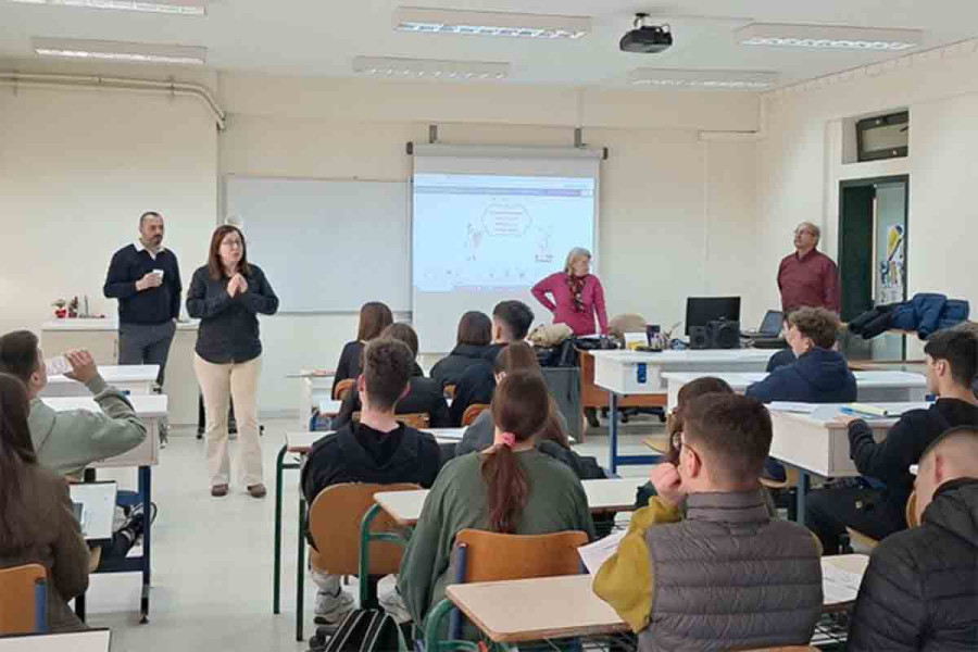 Διεπιστημονική προσέγγιση της μελέτης της πλάγιας βολής από το 1ο ΓΕ.Λ. Πύργου