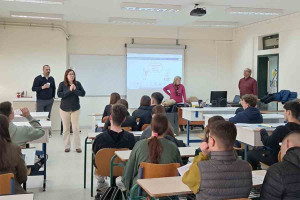 Διεπιστημονική προσέγγιση της μελέτης της πλάγιας βολής από το 1ο ΓΕ.Λ. Πύργου