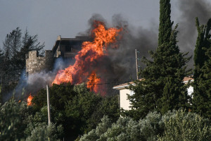 Αποπνικτική η ατμόσφαιρα στην Πάτρα: Τρεις φορές πάνω από το όριο οι καρκινογόνες ενώσεις στα σωματίδια καπνού - Ανησυχούν οι ειδικοί