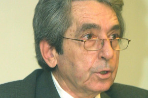 Πέθανε ο δημοσιογράφος Αριστείδης Μανωλάκος