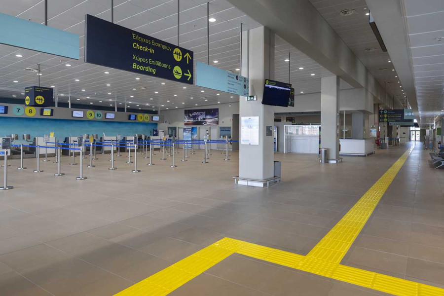 Κεφαλονιά: 39χρονος Βρετανός εγκλωβίστηκε στο νησί επειδή έχει αμερικάνικο διαβατήριο – Δεν του επιτρέπει η Μ. Βρετανία να επιστρέψει