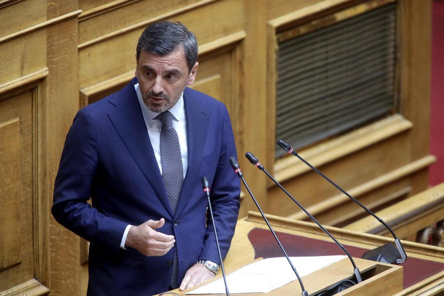 Νικολακόπουλος: Αναγκαίο να υπαχθούν στην πρόσφατη επαναφορά των συντάξεων χηρείας και οι ασφαλισμένοι στον πρώην ΟΓΑ