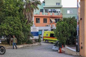 Πάτρα: Aνήλικος έπεσε από μπαλκόνι
