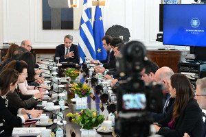 Μητσοτάκης στο υπουργικό: Αύριο η επιστροφή ενοικίου σε πάνω από ένα εκατομμύριο ενοικιαστές