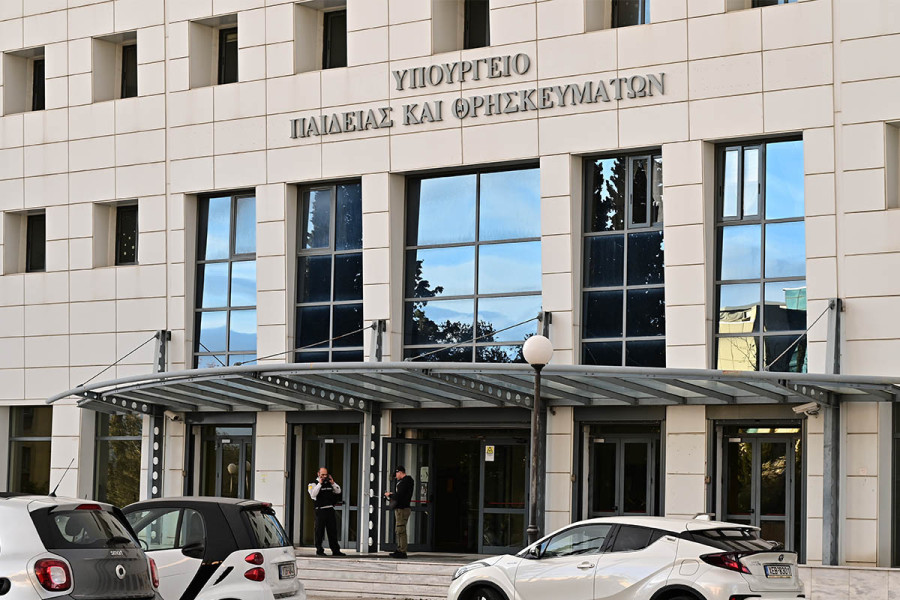 Από αύριο έως και 4 Σεπτεμβρίου οι εγγραφές των επιτυχόντων στις Πανελλαδικές Εξετάσεις