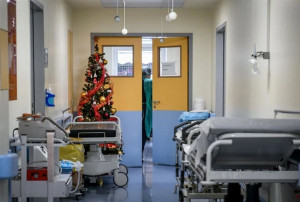 Αίγιο: «Με βάραγε για 20 λεπτά», είπε ο γιατρός που γρονθοκοπήθηκε από ασθενή-μποξέρ