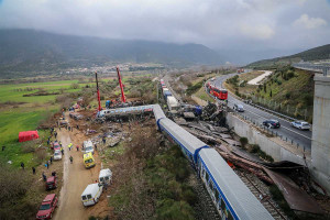 Συγγενείς θυμάτων Τεμπών: Εξώδικο για ζητήματα ασφαλείας στα καθίσματα των τρένων - Ζητούν κατεπείγουσα προκαταρκτική
