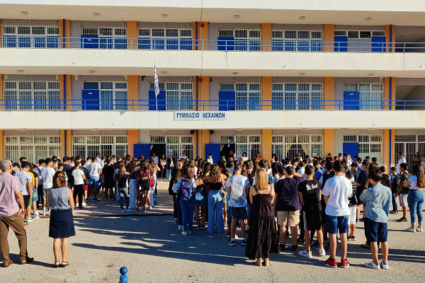 Ηλεία: Στα «κάγκελα» γονείς και μαθητές για συγχωνεύσεις τμημάτων