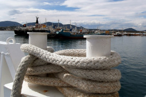Τραγωδία στη Σαλαμίνα: Νεκρός οδηγός αυτοκίνητου που έπεσε στο λιμάνι