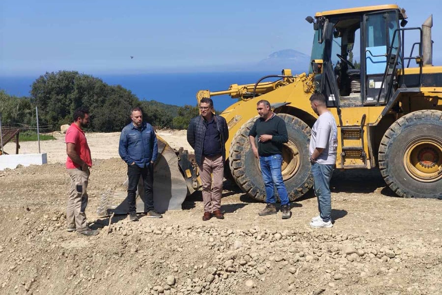 Επιθεώρηση των έργων αποκατάστασης 1,2 εκατ. ευρώ στο Κάστρο από τον Δήμαρχο Γιάννη Λέντζα