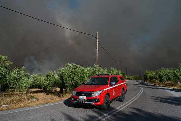 Πάνω από 750 χλμ διένυσε ο καπνός από τις φωτιές της Ελλάδας
