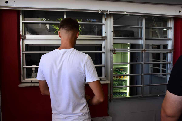 Τέλος πατατάκια και σοκολάτες στα σχολικά κυλικεία: Η λίστα με τα απαγορευμένα σνακ
