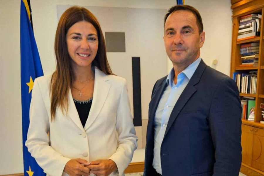 Συνάντηση του Δημάρχου κ. Κων/νου Μητρόπουλου με την Υπουργό Παιδείας