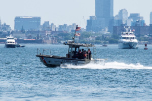 Θρίλερ ανοιχτά της Καλιφόρνια: 11 αγνοούμενοι από ανατροπή σκάφους - Φόβοι ότι τους έφαγαν καρχαρίες