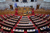 Προς κύρωση στη Βουλή δύο αμυντικές συμφωνίες με τη Γαλλία και τη Σερβία