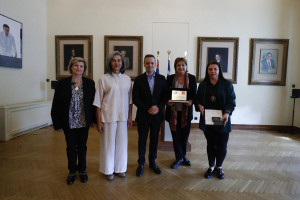 Οικονομική στήριξη του ΣΕΓΑΣ στον ξενώνα φιλοξενίας γυναικών του Δήμου Αθηναίων