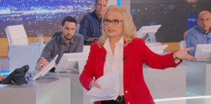 Απείλησαν τη Νικολούλη στον αέρα της εκπομπής - Η viral απάντηση: «Και είναι και κόκκινη, άντε γεια»