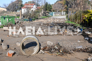 Σε οριακή κατάσταση μετά την κακοκαιρία η Μούτελη - «Σε λίγο δεν θα έχουμε καμία πρόσβαση για τα σπίτια μας»