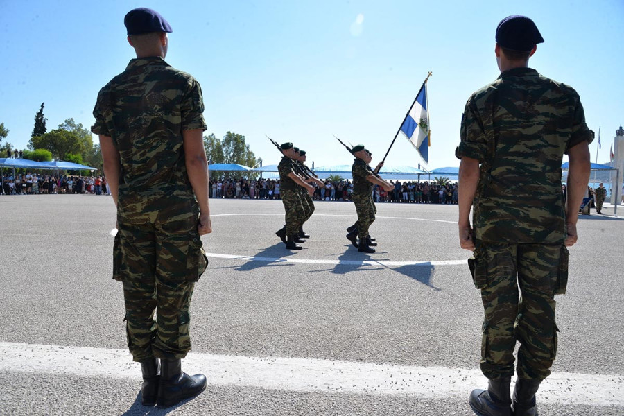 Ένοπλες Δυνάμεις: Προκήρυξη 1.000 θέσεων ΕΠΟΠ – Πότε λήγει η προθεσμία