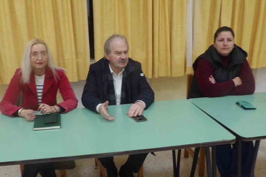 Ευρεία σύσκεψη για το 30ο Καρναβάλι Κρεστένων έγινε στην πρ. Μαθητική Εστία της πόλης