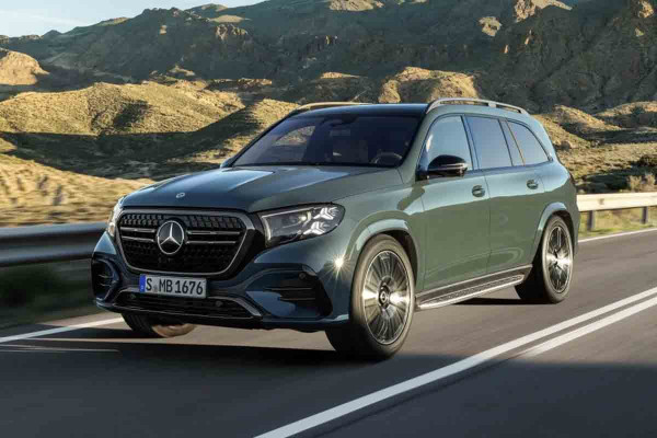 Η Mercedes ανανέωσε τη GLS επενδύοντας κατά κύριο λόγο στην ψηφιακή εμπειρία