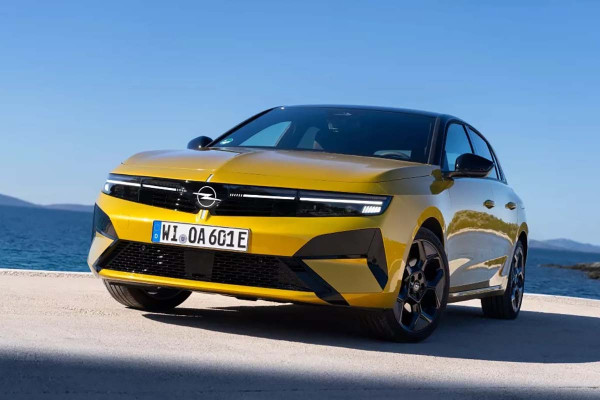 Το νέο Opel Astra έφτασε στην Ελλάδα - Πόσο κοστίζει;