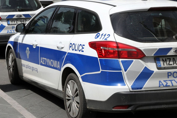 Λεμεσός: 34χρονος προσέκρουσε σε περιπολικό και παρέσυρε αστυνομικό πριν συλληφθεί