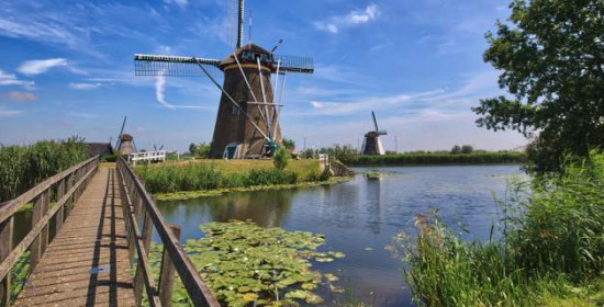 Κίντερντικ: Το χωριό των ανεμόμυλων στην Ολλανδία που μοιάζει λες και βγήκε από παραμύθι