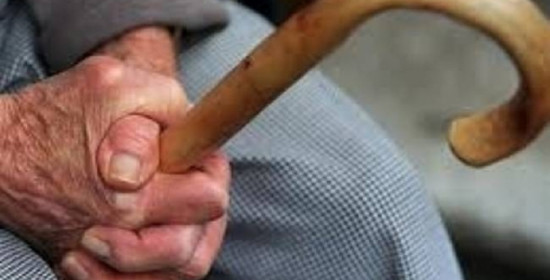Στη "φάκα" της ΕΛ.ΑΣ. δύο ύποπτοι για εξαπατήσεις ηλικιωμένων κατ' εξακολούθηση - Ερευνάται η συμμετοχή τους σε περιπτώσεις στην Ηλεία