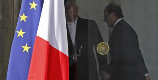 40 λεπτά κράτησε η συνάντηση Ολάντ - Βενιζέλου στο Παρίσι