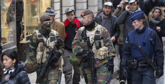 Κίνδυνος για τρομοκρατική επίθεση στις Βρυξέλλες - Βρήκαν οπλοστάσιο με χημικά