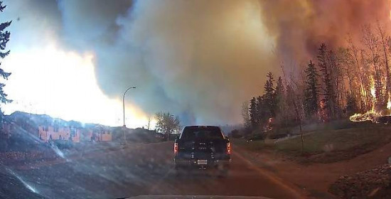 Εικόνες Αποκάλυψης στον Καναδά - Τρομακτική πυρκαγιά
