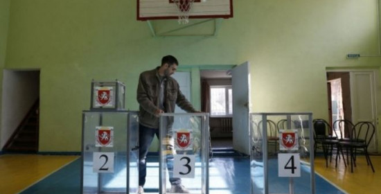 Η Κριμαία ψηφίζει σήμερα: Ρωσία ή Ουκρανία 
