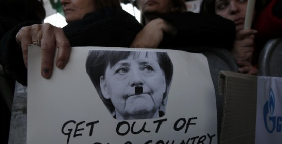 Γερμανικό σχέδιο για έξοδο της Κύπρου από το ευρώ - "Πάρτε 5 δις και γυρίστε στη λίρα"