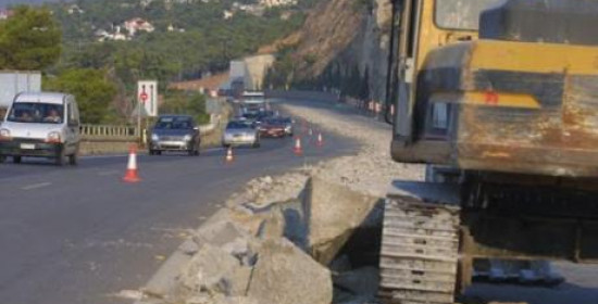 Δυτική Ελλάδα: Οι επικίνδυνες ...ευθείες και στροφές του οδικού δικτύου - Σε ποια σημεία πρέπει να είναι ιδιαίτερα προσεκτικοί οι εκδρομείς των εορτών