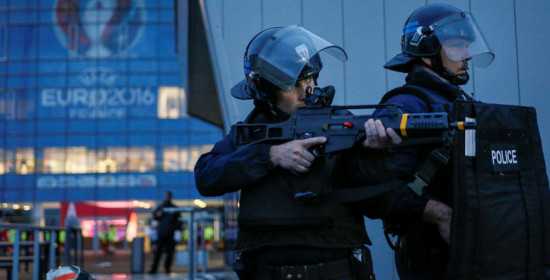 Συνελήφθη Γάλλος με 100 κιλά εκρηκτικών και καλάσνικοφ